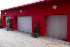 Posuvná garážová vrata Lomax